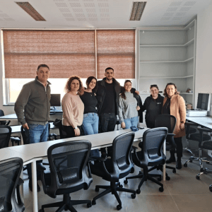 testingstechs_withEnvironment-Students-10-300x300.png